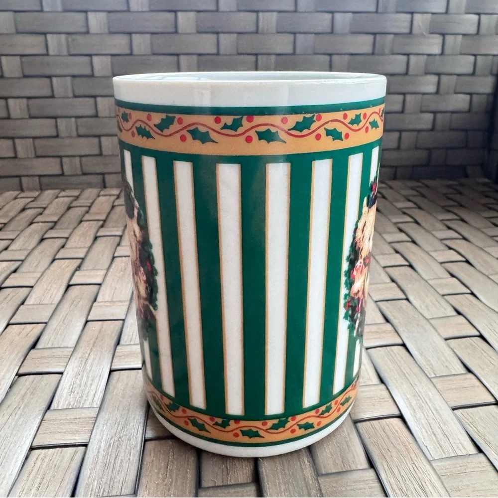 Vintage Houston Foods Teddy‎ Bear Festive Christmas Mug Green Stripes 16oz